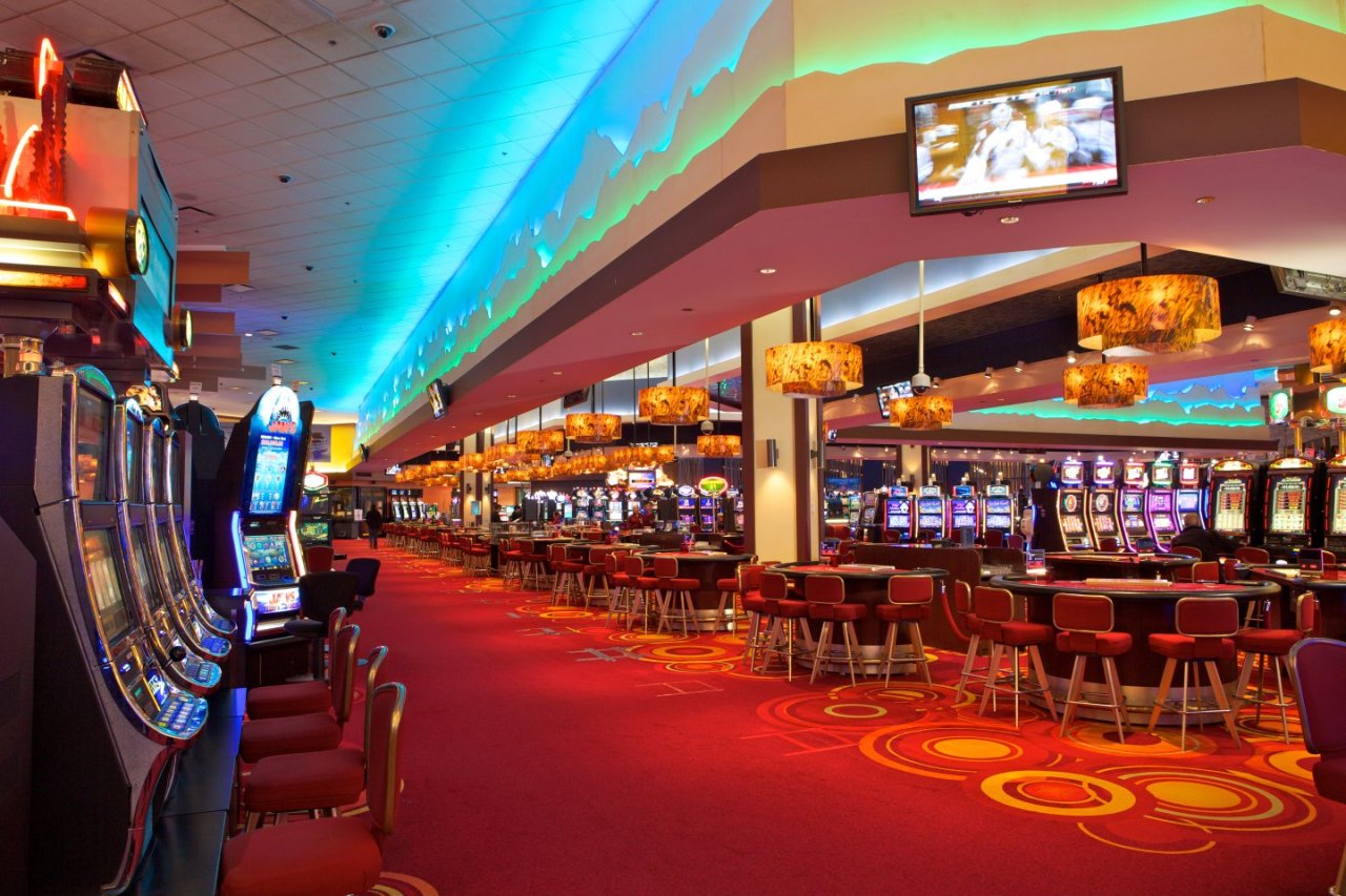 Live dealer table games at Grey Eagle Resort and Casino